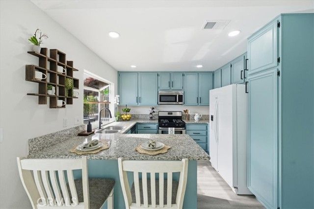 24103 Sandy Glade Avenue, Moreno Valley, CA 92557