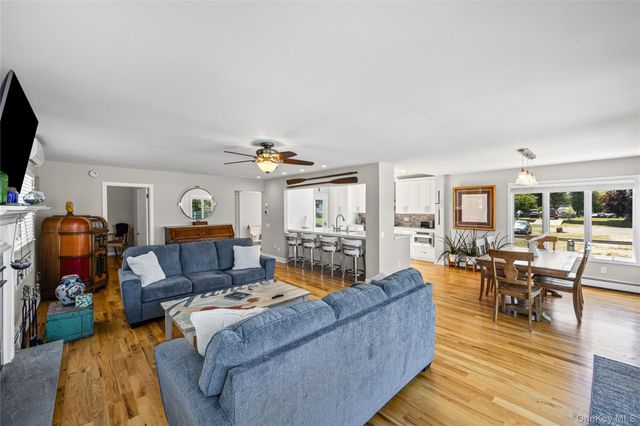 81 Beach Road, Aquebogue, NY 11901