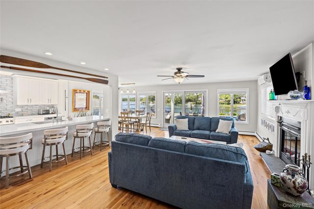 81 Beach Road, Aquebogue, NY 11901