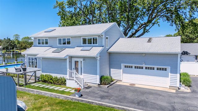 81 Beach Road, Aquebogue, NY 11901