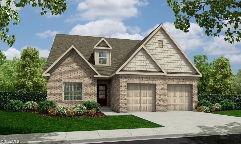 209 Grandworth Way, King, NC 27021