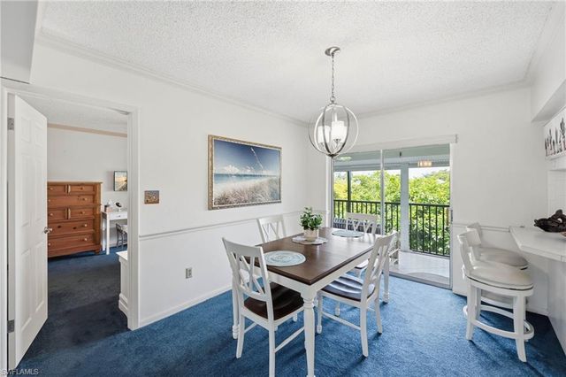788 Park Shore DR H39, Naples, FL 34103