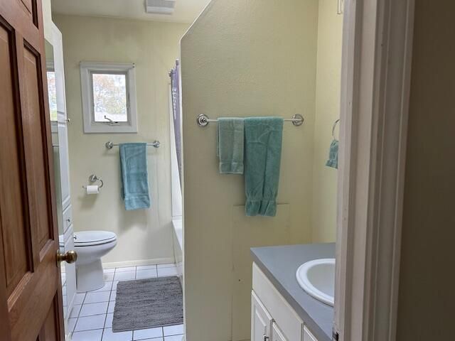 2015 Mary Avenue, Muskegon, MI 49444