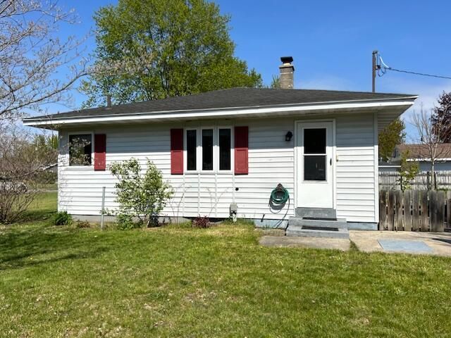 2015 Mary Avenue, Muskegon, MI 49444