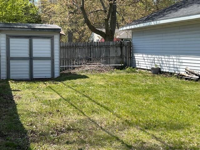 2015 Mary Avenue, Muskegon, MI 49444