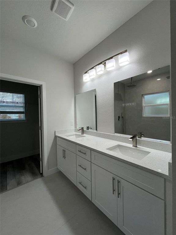 Image 8 of property listing at 6440 N CANFIELD WAY, Citrus Springs, FL 34434