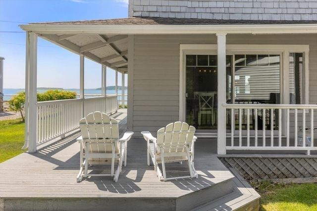 36 Sunset Ave, Hull, MA 02045