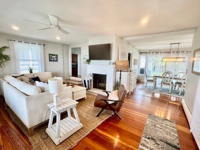 36 Sunset Ave, Hull, MA 02045