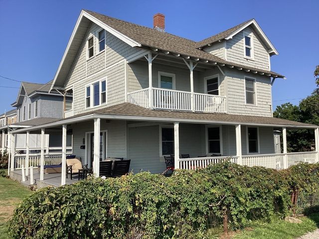 36 Sunset Ave, Hull, MA 02045