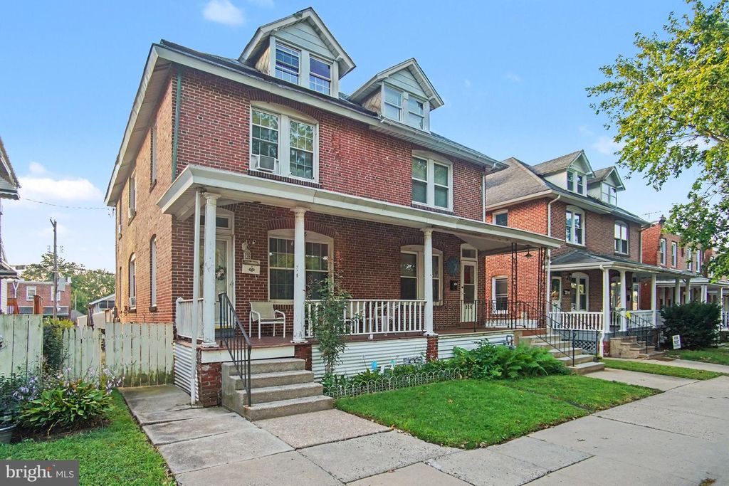126 HARTRANFT AVE, NORRISTOWN, PA 19401 — photo 4