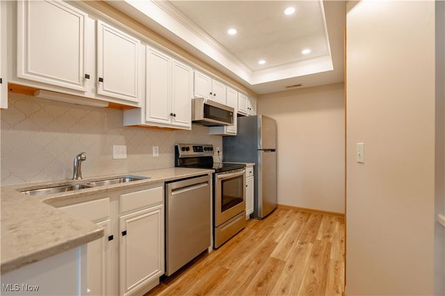 4200 NW Tannybrooke Lane NW B, Canton, OH 44718