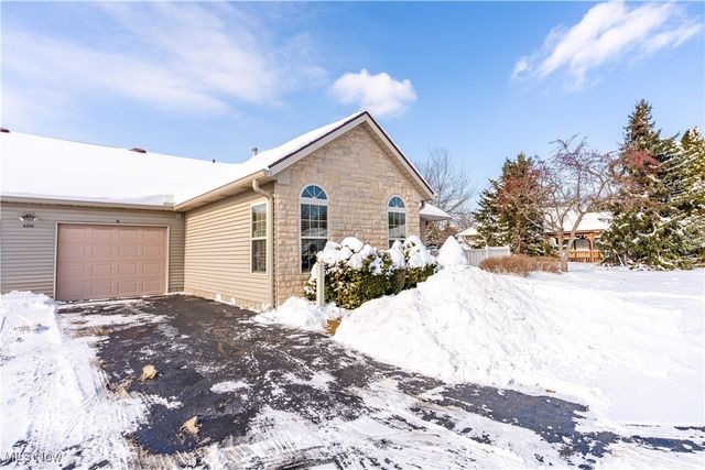 4200 NW Tannybrooke Lane NW B, Canton, OH 44718