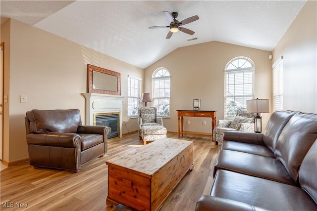 4200 NW Tannybrooke Lane NW B, Canton, OH 44718