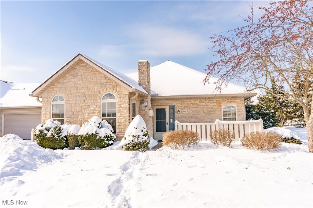 4200 NW Tannybrooke Lane NW B, Canton, OH 44718