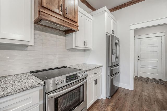 10600 Gunter Loop, Benton, AR 72019