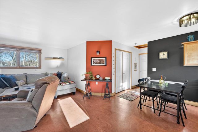 529 Park View DRIVE, Racine, WI 53404