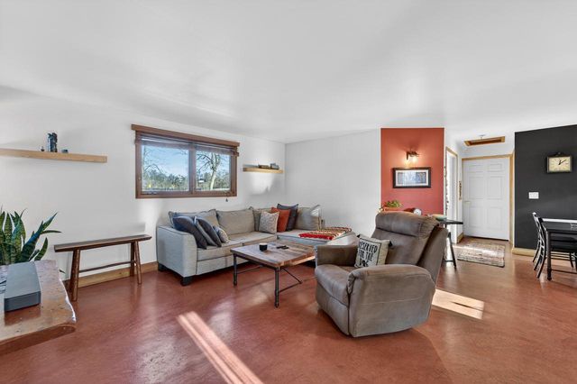 529 Park View DRIVE, Racine, WI 53404