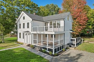 294 Thimble Island Road, Branford, CT 06405