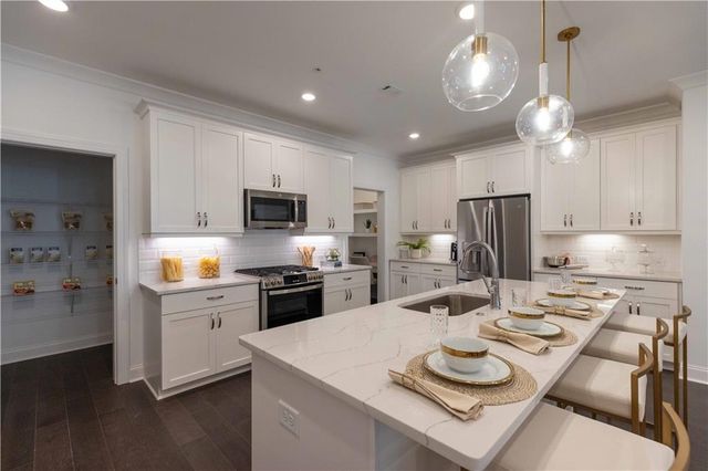 5154 Bandolino Lane 314, Peachtree Corners, GA 30092