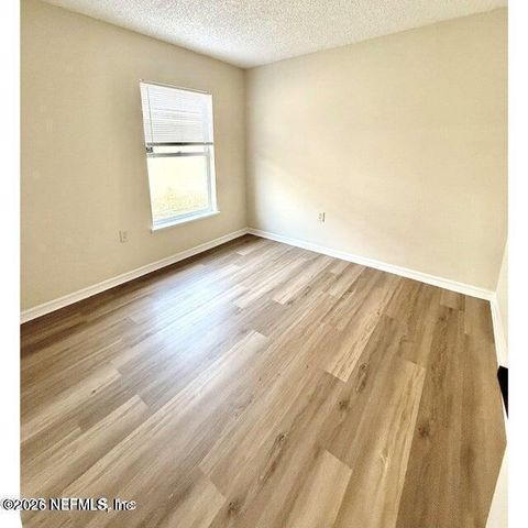 7282 LAWN TENNIS Lane, Jacksonville, FL 32277