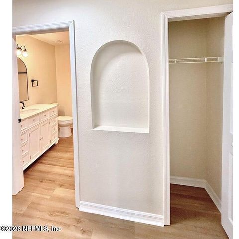 7282 LAWN TENNIS Lane, Jacksonville, FL 32277