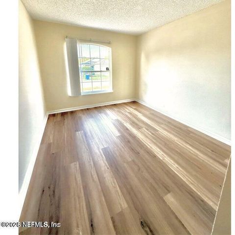 7282 LAWN TENNIS Lane, Jacksonville, FL 32277