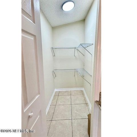 7282 LAWN TENNIS Lane, Jacksonville, FL 32277