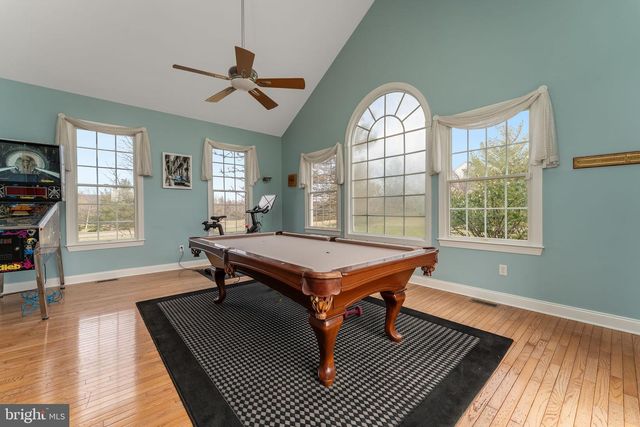 11 BAKER WAY, Pennington, NJ 08534