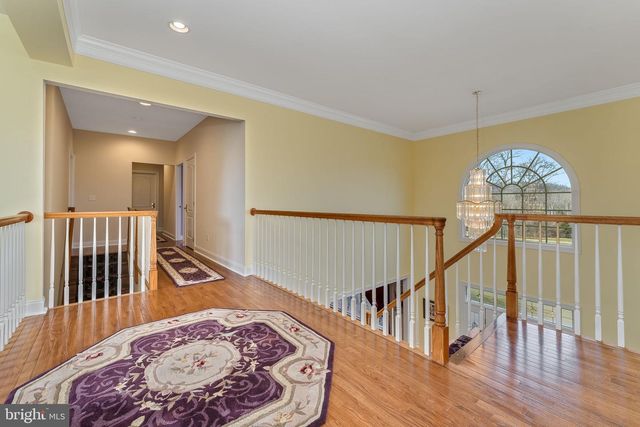 11 BAKER WAY, Pennington, NJ 08534