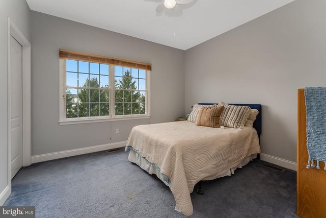 11 BAKER WAY, Pennington, NJ 08534