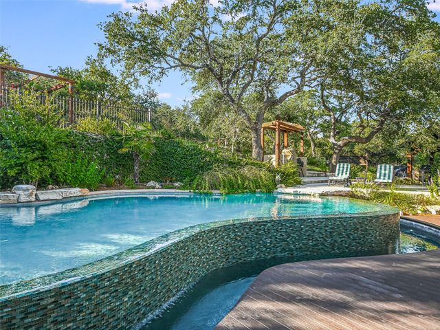 108 Ranchers Club LN, Driftwood, TX 78619