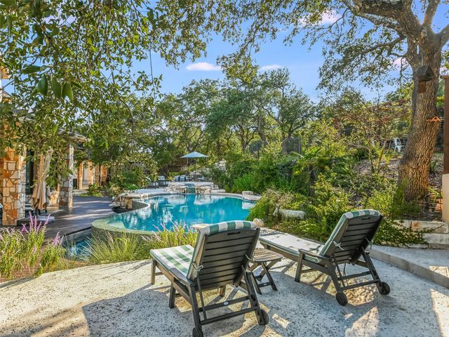 108 Ranchers Club LN, Driftwood, TX 78619