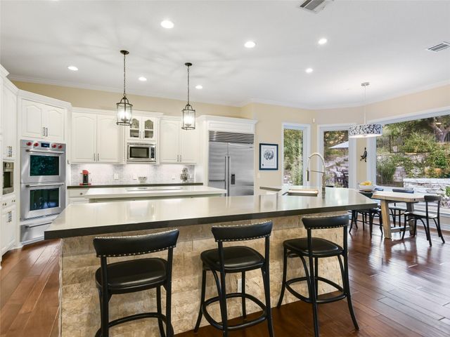 108 Ranchers Club LN, Driftwood, TX 78619
