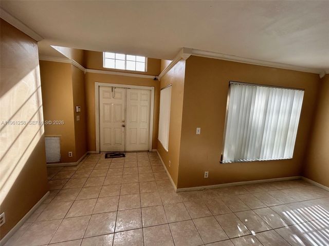 8801 SW 9th Ct, Pembroke Pines, FL 33025