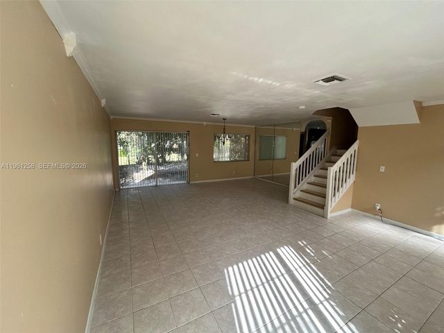 8801 SW 9th Ct, Pembroke Pines, FL 33025