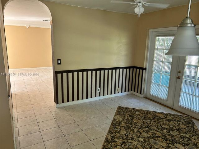 8801 SW 9th Ct, Pembroke Pines, FL 33025