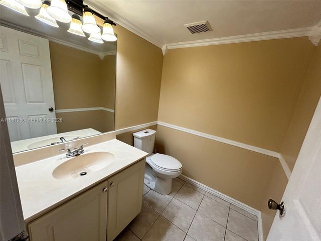 8801 SW 9th Ct, Pembroke Pines, FL 33025