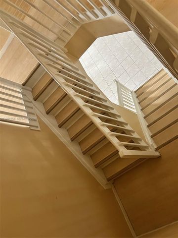 8801 SW 9th Ct, Pembroke Pines, FL 33025