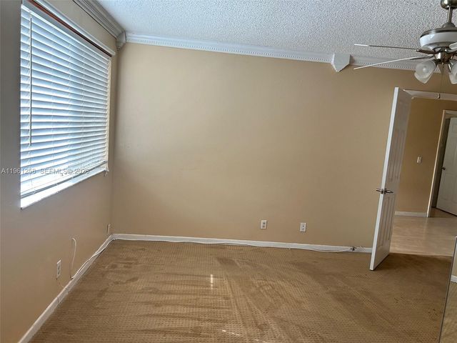 8801 SW 9th Ct, Pembroke Pines, FL 33025