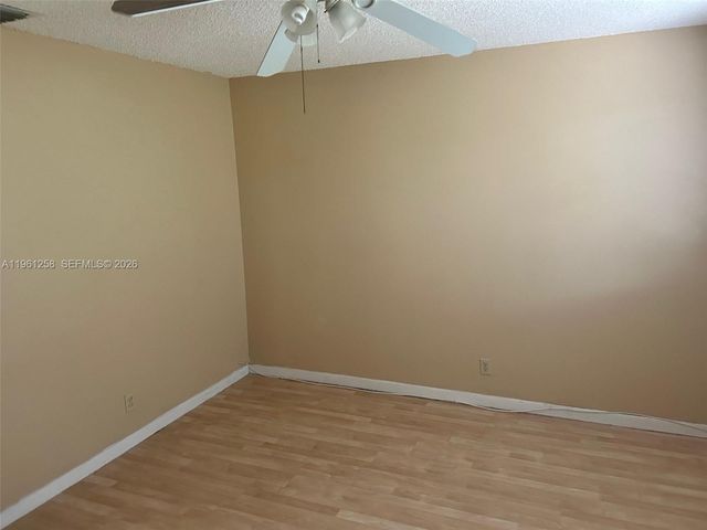 8801 SW 9th Ct, Pembroke Pines, FL 33025