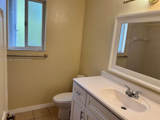 8801 SW 9th Ct, Pembroke Pines, FL 33025