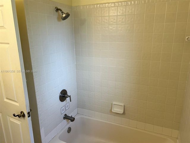 8801 SW 9th Ct, Pembroke Pines, FL 33025