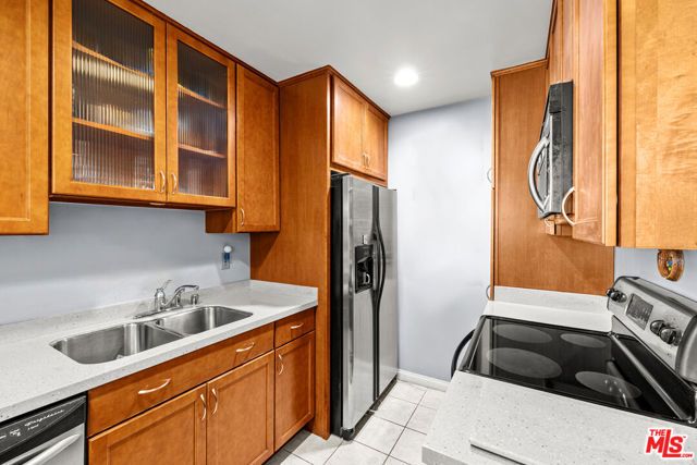 5651 Sumner Way 203, Culver City, CA 90230