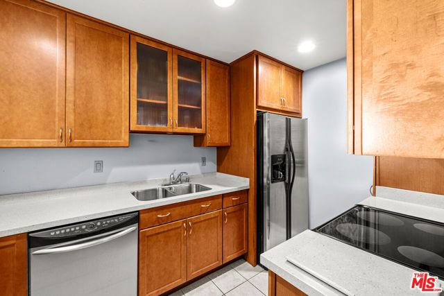 5651 Sumner Way 203, Culver City, CA 90230