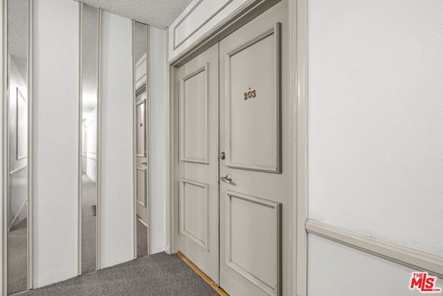 5651 Sumner Way 203, Culver City, CA 90230