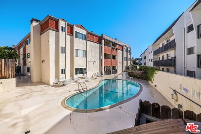 5651 Sumner Way 203, Culver City, CA 90230