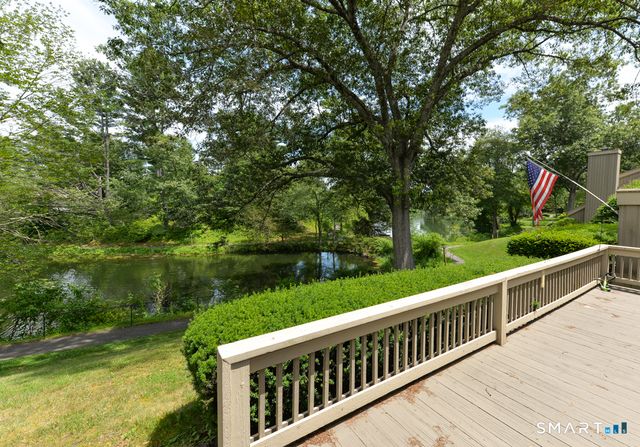 16 Heritage Village A, Southbury, CT 06488