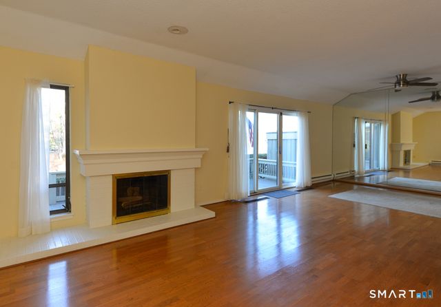 16 Heritage Village A, Southbury, CT 06488