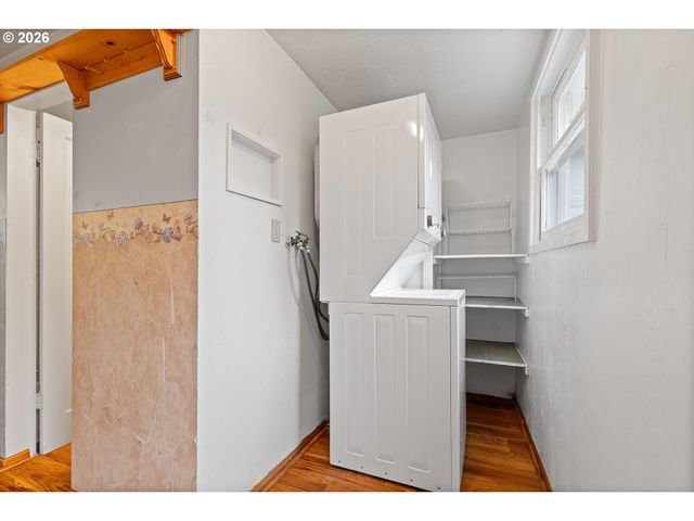 3607 Nw PORT Ave, Lincoln City, OR 97367