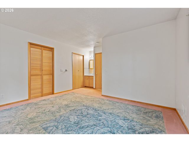 3607 Nw PORT Ave, Lincoln City, OR 97367